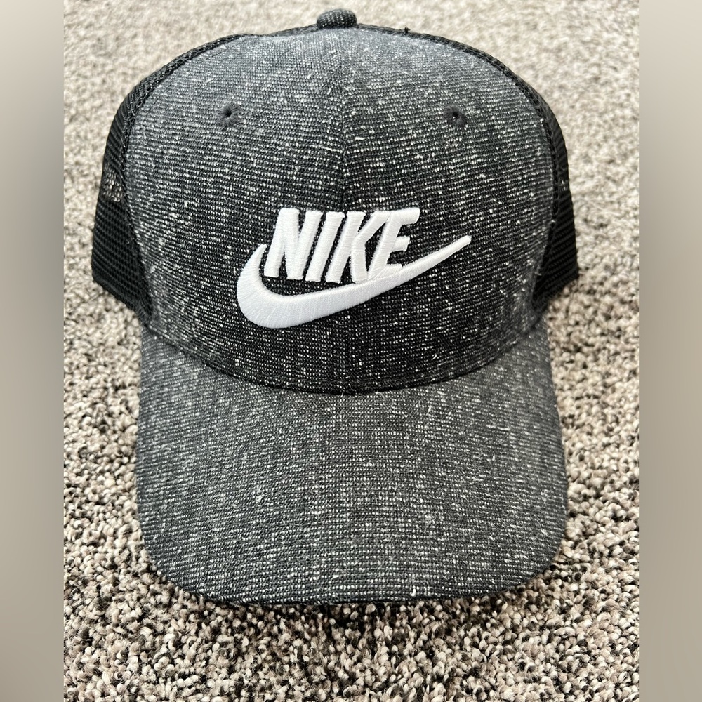 Nike hat